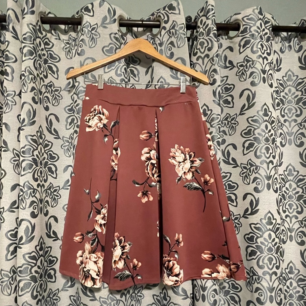 Haute Monde Floral Pleated Midi Skirt M - Picture 2 of 4